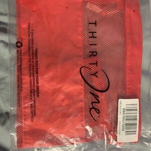 Thirty-One Scarlet Mesh Organizer